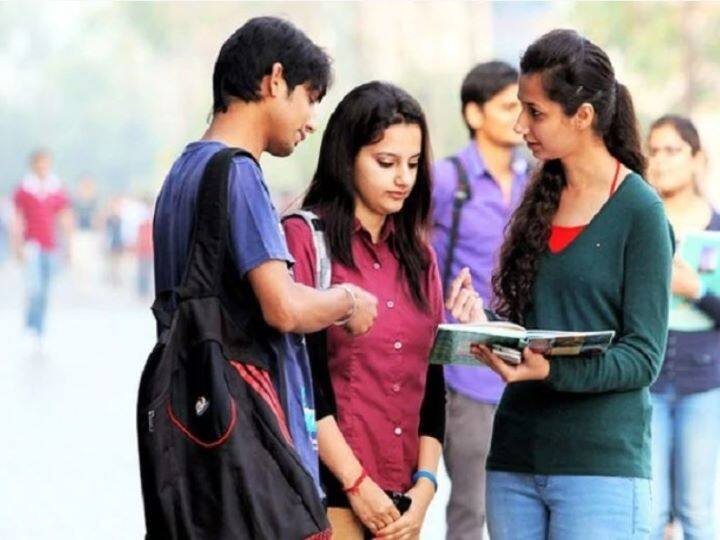 Gender divide closes further: As many women as men for BCom AISHE Report :उच्च शिक्षा में लड़कियों की भागीदारी हुई बराबर, सफलता की कहानी आंकड़ों की जुबानी