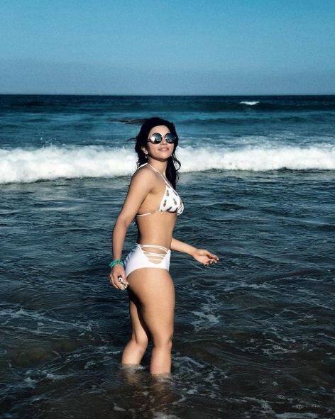 शमा की तस्वीरों का इंस्टाग्राम ट्रेंडिंग्स में रहना कोई नई बात नहीं है. उनकी कई तस्वीरों इंटरनेट सेंसेशन बन गई हैं. इसी क्रम में कई लोग उन्हें ट्रोल भी करते हैं और अब शमा सिकंदर ने इसका विरोध भी किया है.