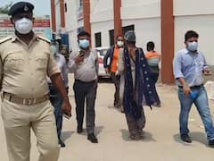 बिहारः कोरोना से मौत के बाद आठ घंटे तक पड़ा रहा शव, देखने के बाद मुंह घुमाकर चलते बने अधिकारी