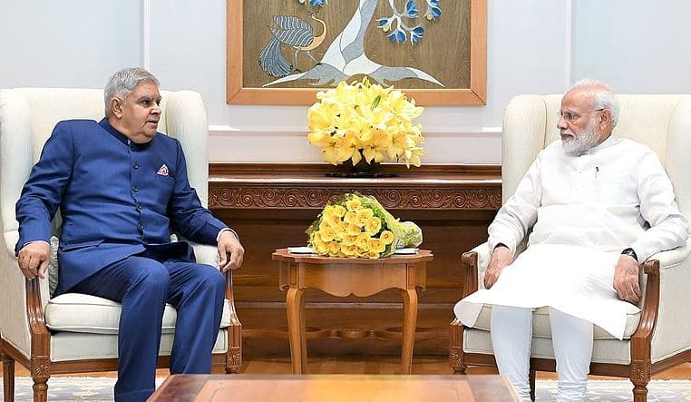 pm modi calls bengal governor expresses concern over post- poll violence  બંગાળ હિંસા પર PM મોદીએ રાજ્યપાલ ધનખડ સાથે કરી વાત, કાયદો અને વ્યવસ્થા પર વ્યક્ત કરી ચિંતા