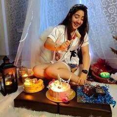 Yeh Rishta Kya Kehlata Hai फेम अशनूर कौर ने घर पर सेलिब्रेट बर्थडे, पैरेंट्स ने ऐसे खास बना दिया दिन