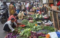 WB Corona New Guidelines বাজার খোলার নিয়মে বড় পরিবর্তন, গ্রাহকদের জন্য ব্যাঙ্ক খোলা ৪ ঘণ্টা