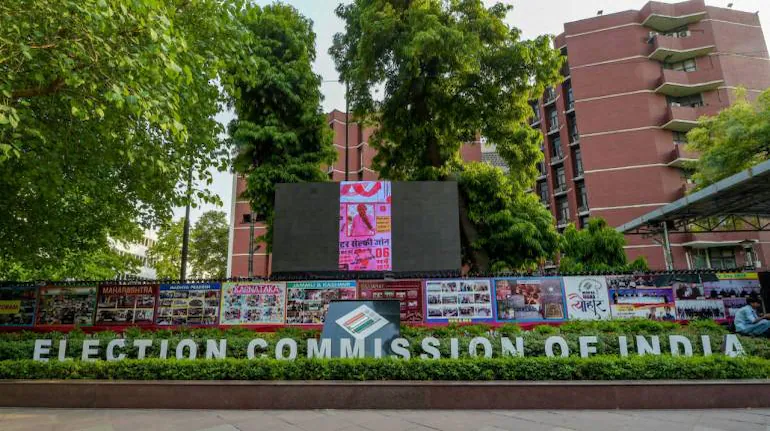 EC Issues Clarification, Says It Stands By 'Free Media' As It Helps In Reinforcing Transparency EC Issues Clarification, Says It Stands By 'Free Media' As It Helps In Reinforcing Transparency