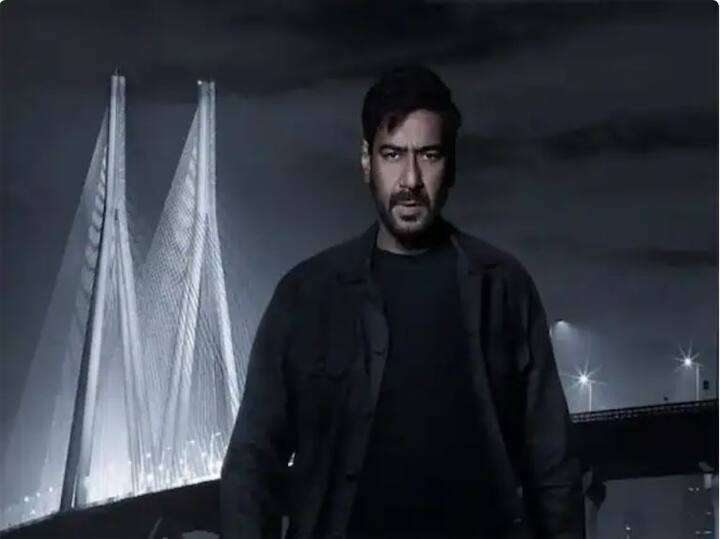 Ajay Devgan : अॅक्शन म्हटलं की, बॉलिवूडच्या काही कलाकारांची नावं आपल्या डोळ्यांसमोर येतात. त्यापैकी एक म्हणजे, अजय देवगण. आपल्या अॅक्शनपटासह तो बॉलिवूडमध्ये डेब्यू करणार आहे. अजय देवगण  Rudra - The Edge Of Darkness मध्ये दिसून येणार आहे. ही एक क्राईम सिरीज असणार आहे. ज्यामध्ये अजय देवगणला पाहण्यासाठी चाहते उत्सुक आहेत. (Photo Credit : Social Media)