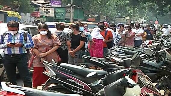 Corona Vaccination : पुण्यात 45 वर्षांवरील लसीकरण बंद असूनही अनेक ज्येष्ठांना याची माहितीच नाही