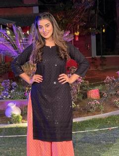 Akshara Singh Photos: खूबसूरती में बड़ी बॉलीवुड अभिनेत्रियों को मात देती हैं भोजपुरी अभिनेत्री अक्षरा सिंह, देखें वायरल तस्वीरें