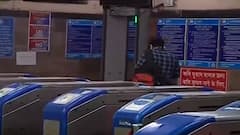 COVID Update: আজ সকালে ১০ মিনিট দেরিতে ছাড়ল মেট্রো, খাঁ খাঁ করছে দমদম মেট্রো স্টেশন