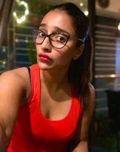 ਮਮਤਾ ਬੈਨਰਜੀ ਦੀ ਖੂਬਸੂਰਤ ਉਮੀਦਵਾਰ, ਸਾਯੰਤੀ ਬੈਨਰਜੀ ਦਾ ਰੀਅਲ ਲਾਈਫ 'ਚ ਦੇਖੋ ਬੋਲਡ ਅੰਦਾਜ਼