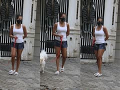 लॉकडाउन के बीच पेट डॉग कैस्पर के साथ वॉक करने सड़कों पर निकलीं Malaika Arora, सामने आई हैं ये तस्वीरें