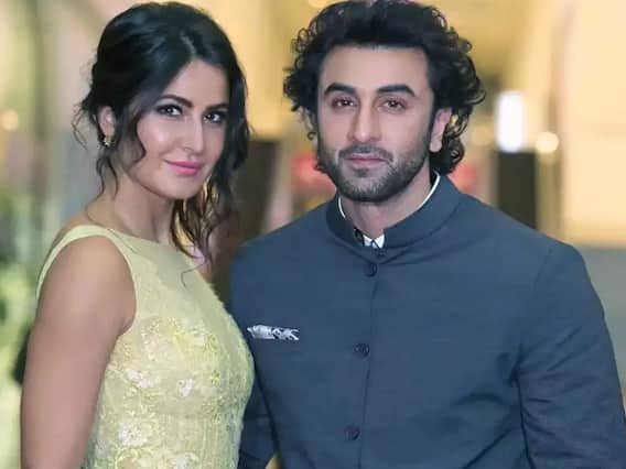 जब Ranbir Kapoor के साथ रिलेशनशिप में होने की वजह से बैकसीट पर चला गया था Katrina Kaif का करियर, बोलीं थीं-'रिलेशन ही मेरा फोकस हो गया था'! जब Ranbir Kapoor के साथ रिलेशनशिप में होने की वजह से बैकसीट पर चला गया था Katrina Kaif का करियर, बोलीं थीं-'रिलेशन ही मेरा फोकस हो गया था'!