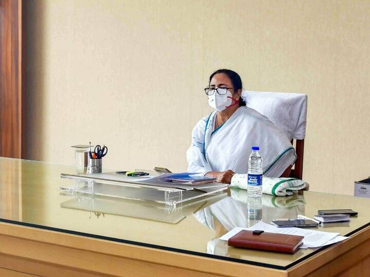 WB Election 2021 CM Mamata Banerjee press conference in Nabanna for covid19 protocol in Bengal Mamata Banerjee Press Conference: করোনা আবহ নিয়ে আগামী ১৫ দিন সবাইকে সতর্ক করছি, নবান্নে বললেন মুখ্যমন্ত্রী মমতা বন্দ্যোপাধ্যায়