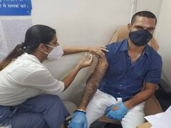 शिखर धवन ने लगवाई कोरोना वैक्सीन, फोटो शेयर कर लोगों से टीका लगवाने की अपील की