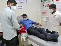 दिल्लीतील पत्रकाराला मुंबईतून प्लाझ्मा, सोशल मीडियाचा उपयोग, युवक काँग्रेसची मदत