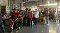 Ahmedabad:રેલવે સ્ટેશન પર હવે તમામ મુસાફરોના ટેસ્ટિંગ રિપોર્ટની થઈ રહી છે તપાસ, જુઓ વીડિયો
