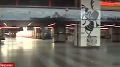 COVID Update: আজ সকালে জনশূন্য শিয়ালদা স্টেশন, চলছে গুটিকয়েক দূরপাল্লার ট্রেন