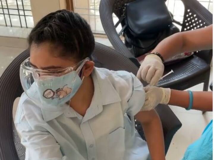 Niti Taylor COVID-19 Vaccination Video: Husband Parikshit Bawa Holds Her Hand As She Receives First Dose Of Coronavirus Vaccine Watch: Niti Taylor Overcomes Her Fear Of Injections, Husband Holds Her Hand As She Receives First Dose Of COVID-19 Vaccine