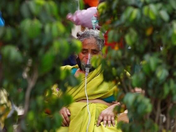 அன்னதானம் இல்லை.. இது ஆக்சிஜன் தானம்.. ஆக்சிஜன் கோயிலாக மாறிய குருத்வார்.. புகைப்படங்கள்! அன்னதானம் இல்லை.. இது ஆக்சிஜன் தானம்.. ஆக்சிஜன் கோயிலாக மாறிய குருத்வார்.. புகைப்படங்கள்!
