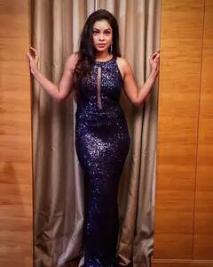 Sumona Chakravarti | खऱ्या आयुष्यात खूपच ग्लॅमरस आहे 'द कपिल शर्मा शो'मधील सुमोना चक्रवर्ती