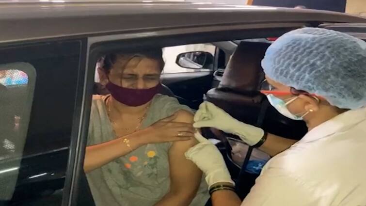 दिल्ली में ‘ड्राइव-इन वैक्सीनेशन’ की शुरुआत बुधवार से, कार में बैठे-बैठे लगवाई जा सकेगी वैक्सीन