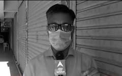 વિનોદથી એ દર્દ સહન થતું નહોતું જ્યારે શબવાહિનીઓમાં શબ માટે લાઈન લાગતી હતી, વેઈટિંગ લાગતું હતું..........