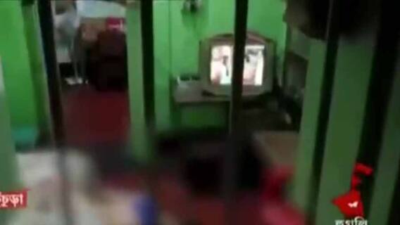 ৭টায় বাংলা (১): দরজা ভেঙেও শেষরক্ষা হল না, চুঁচুড়ায় করোনা আক্রান্ত বৃদ্ধার মর্মান্তিক মৃত্যু