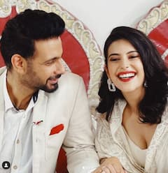 Newly Married TV Couple Viraf Patell & Saloni Khann’s Dreamy PICS From Bandra Court Wedding Amid Covid 19