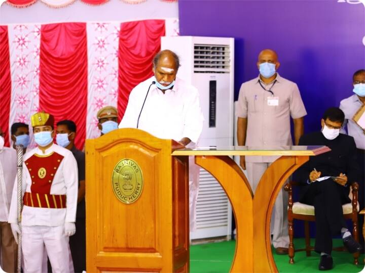 N. Rangasamy sworn in as the Chief Minister of the Union Territory of Puducherry AINRC नेता एन. रंगासामी ने पुदुचेरी के मुख्यमंत्री के तौर पर ली शपथ, पीएम मोदी ने दी बधाई