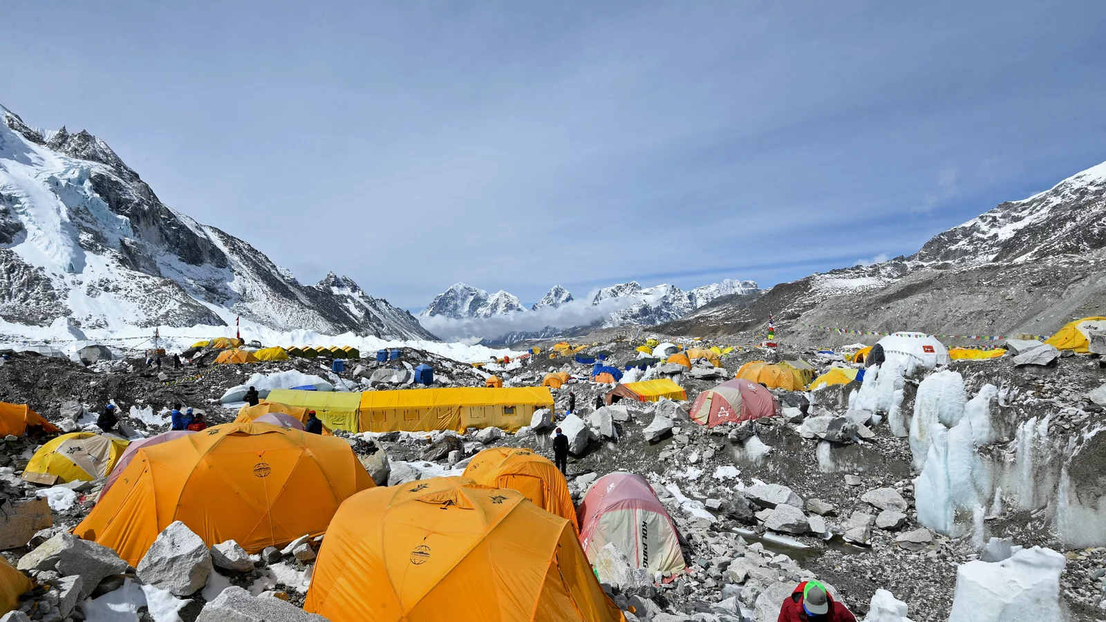 Covid Outbreak Threatens Mount Everest Climbing Comeback Plans Risking Nepal Tourism Again 30 Climbers Evacuated From Mount Everest After Covid Outbreak, Threatening Nepal's Tourism Again