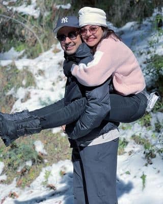 दोनों की ये फोटो भी हनीमून के दौरान की ही है. काजल की स्माइल ने इस फोटो में चार चांद लगा दिए है.