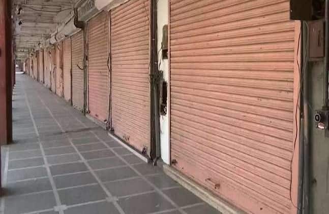 Gujarat Self Lockdown : Rajkot Danapith Bazar extend self lockdown, 25 shoppers died during last 45 days સૌરાષ્ટ્રના કયા શહેરનું આ બજાર બપોર બાદ રહેશે બંધ, દોઢ મહિનામાં 25 વેપારીના મોત
