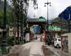 Lockdown in Pics: লকডাউনের মতো কড়াকড়ি সিকিমে, কালিম্পঙ থেকে বাড়ির পথে পর্যটকরা