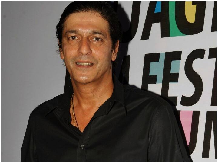 बिजनेसमैन की मौत पर रोने के लिए चंकी पांडेय को मिला था 5 लाख का ऑफर, एक्टर ने इंटरव्यू में किया खुलासा Chunky Pandey got 5 lakh offer to cry on businessman's death बिजनेसमैन की मौत पर रोने के लिए चंकी पांडेय को मिला था 5 लाख का ऑफर, एक्टर ने इंटरव्यू में किया खुलासा