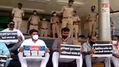 જામનગરમાં કોગ્રેસ નેતાઓના ધરણા, મહામારીના સમયમાં સરકાર ફેઇલ હોવાનો લગાવ્યો આરોપ