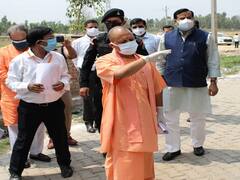 लोगों के मन से कोरोना के भय को मिटाने के लिए फील्ड पर उतरे सीएम योगी, मुरादाबाद और बरेली का किया दौरा