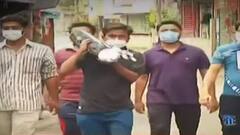 Red Volunteers: অক্সিজেন হোক বা হাসপাতালের শয্যা, করোনাকালে 'মুশকিল আসান' রেড ভলান্টিয়ার্স