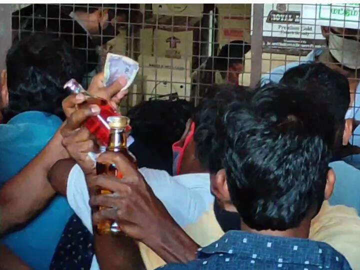 கையில காசு வாயில குவாட்டர்... ஆனாலும் கலேபரம் பண்ணி தான் அதை வாங்க வேண்டியதா இருக்கு!