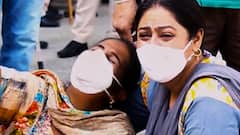 People losing loved ones to COVID | Pankaj Ka Punch