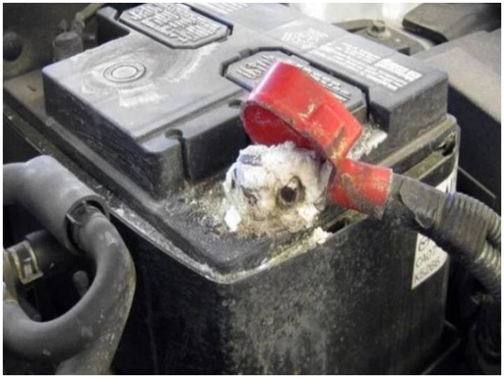 Tips: Car battery will get long life, just need to do these five important tasks Tips: कार की बैटरी को मिलेगी लंबी लाइफ, बस करने होंगे ये पांच जरूरी काम