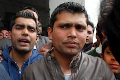 Kamran Akmal Offers To Pay Brother Umar's Spot Fixing Fine, Calls For His Test Return