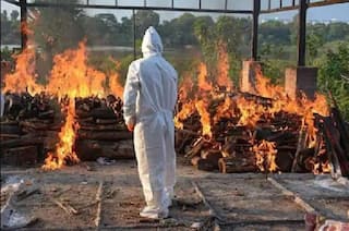 Vadodara : દીકરીના લગ્નની વાત કરવા આવેલા પિતા-દાદીનું કોરોનાથી નિધન થતાં ગામમાં શોકનો માહોલ