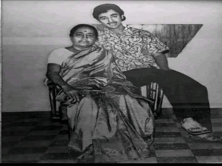 Mothers day - Top 5 favourite Amma songs in tamil Mothers Day 2021: அன்னையர் தினம் : ஆல் டைம் டாப் ஃபேவரைட் அம்மா பாடல்கள் இதோ..