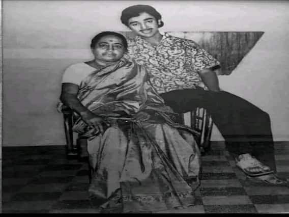 Mother's Day 2021: அன்னையர் தினம் : ஆல் டைம் டாப் ஃபேவரைட் அம்மா பாடல்கள் இதோ.. Mother's Day 2021: அன்னையர் தினம் : ஆல் டைம் டாப் ஃபேவரைட் அம்மா பாடல்கள் இதோ..