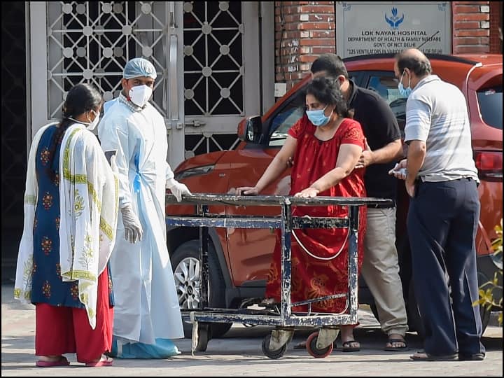 दिल्ली में कोरोना संक्रमण की रफ्तार में कमी, आज आए 13,336 नए केस, 273 लोगों ने तोड़ा दम