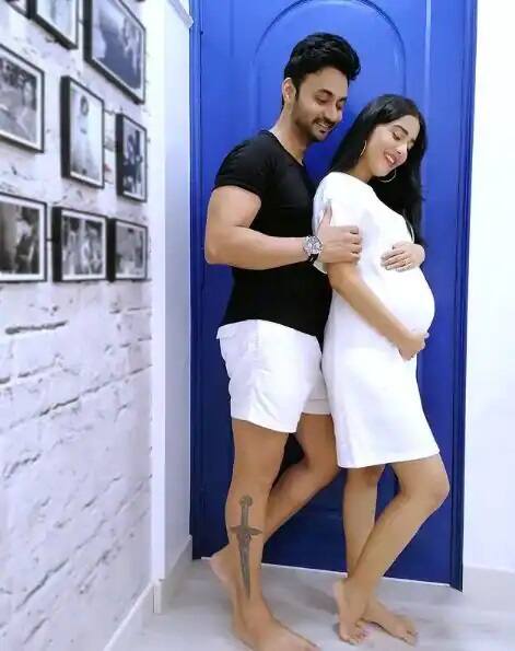 ਅਮ੍ਰਿਤਾ ਨੇ ਕਿਹਾ, 'ਮੈਨੂੰ ਤਾਂ ਸਹੁਰਿਆਂ 'ਚ ਕਦੇ ਬੱਚੇ ਨੂੰ ਫੀਡ ਕਰਵਾਉਣ ਲਈ ਦੂਜੇ ਕਮਰੇ 'ਚ ਜਾਣ ਲਈ ਕਿਹਾ ਗਿਆ। ਇਹ ਸ਼ਲਾਘਾਯੋਗ ਹੈ।'