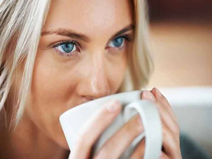 immunity booster drink instead of tea use these types of decoction which will protect against infection Coronavirus : चहा ऐवजी 'या' तीन काढ्यांचे करा सेवन, संसर्गापासून होईल संरक्षण, चवही राहील कायम