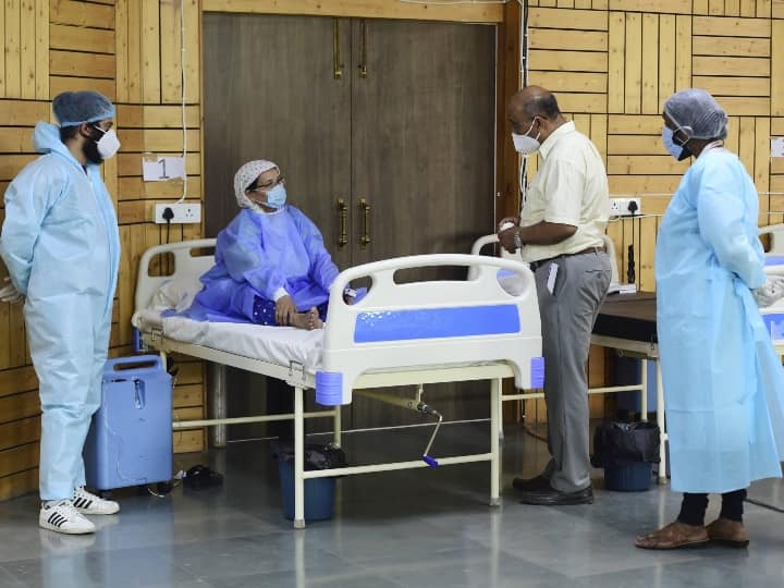 दिल्ली में 24 घंटे में आए कोरोना के 12,651 नए मामले, संक्रमण दर घटकर 19.10 फीसदी हुई