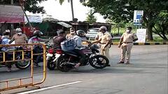 Karnataka Lockdown : कर्नाटक सीमेवर महाराष्ट्राची नाकाबंदी; आजपासून कर्नाटकात कडक लॉकडाऊन