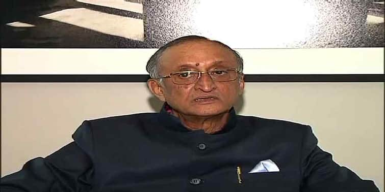 West Bengal Cabinet Ministers Oath amit Mitra takes oath virtually, to be appointed finance minister for third tomes Amit Mitra: ভার্চুয়ালে শপথ, এবারও অর্থমন্ত্রকের দায়িত্বে অমিত মিত্রই