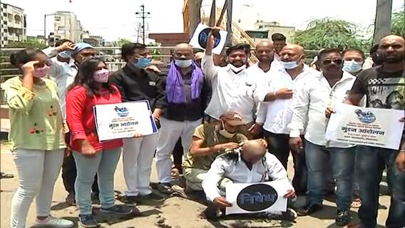 Aurangabad : पद भरतीचा आदेश मागे घ्या अन्यथा आंदोलन ; आंबेडकरवादी कार्यकर्त्यांचं मुंडन आंदोलन