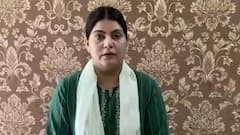 Woman breaks Roza to donate plasma in Indore